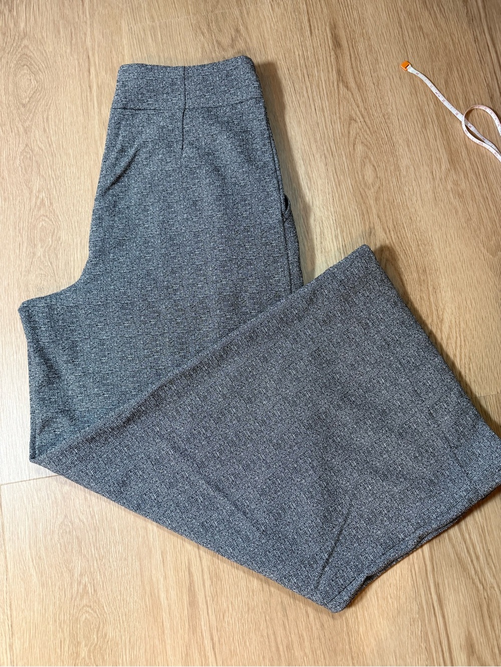Max Studio Heather Gray Knit WIDE LEG PANTS